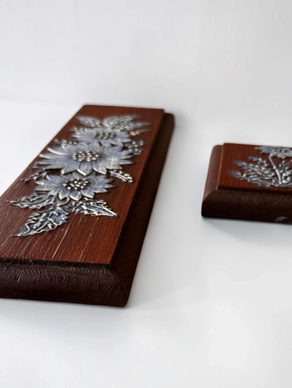 Vintage Beth Ritter Bas-Relief Floral Wall Art Set of 2 Wood Silver Flowers